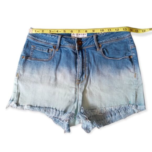 ❤️SALE! PRICE FINAL!❤️ BULLHEAD HIGH RISE CUT-OFF JEAN SHORTS Size 4 - Picture 4 of 8
